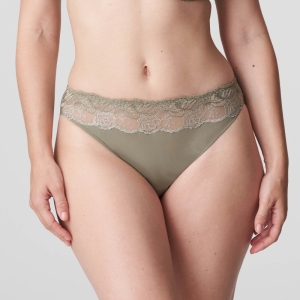 DELIGHT BTQ botanique
