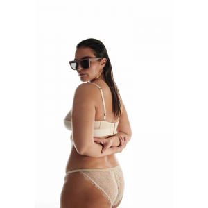 Celia Off White