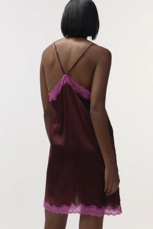 Willow Burgundy